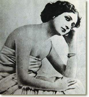 lina_cavalieri.jpg (17038 byte)